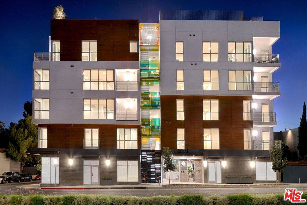 1001 N FAIRFAX AVE #PH1, West Hollywood, CA 90046