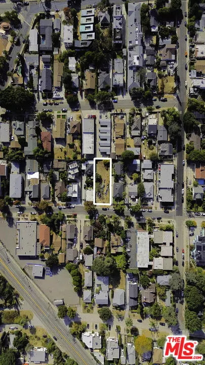 Los Angeles, CA 90039,2250 Fargo ST