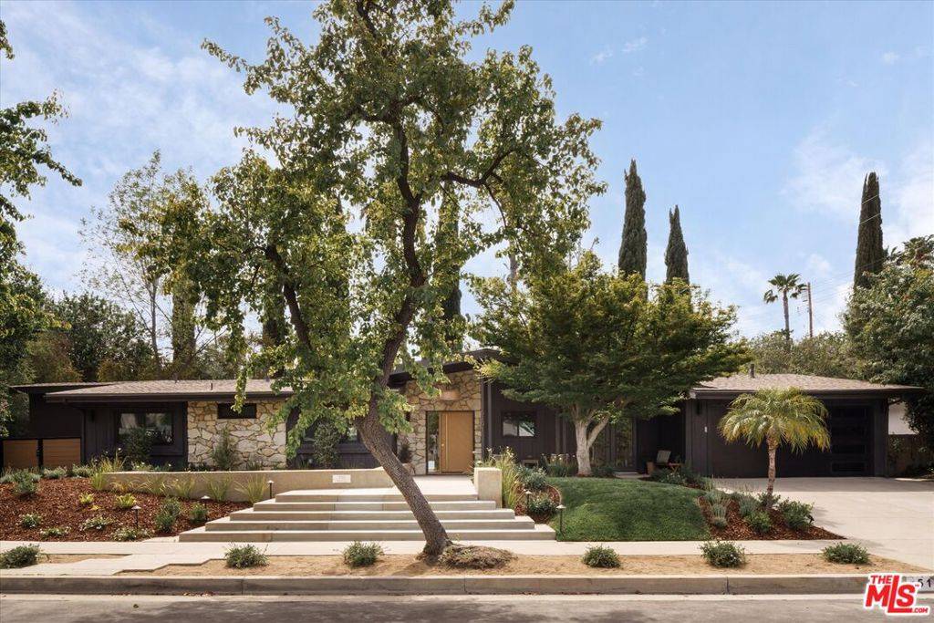 Woodland Hills, CA 91367,5101 Boda PL