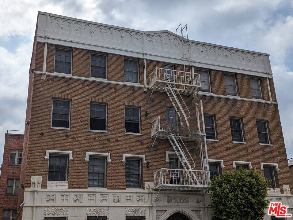 456 S Cochran AVE #206, Los Angeles, CA 90036