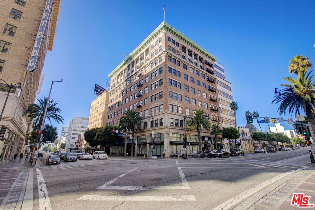 Los Angeles, CA 90028,1645 N Vine ST #609