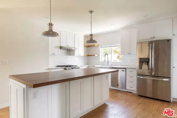 1510 N Hoover ST, Los Angeles, CA 90027