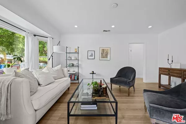 Van Nuys, CA 91401,6311 Colbath AVE