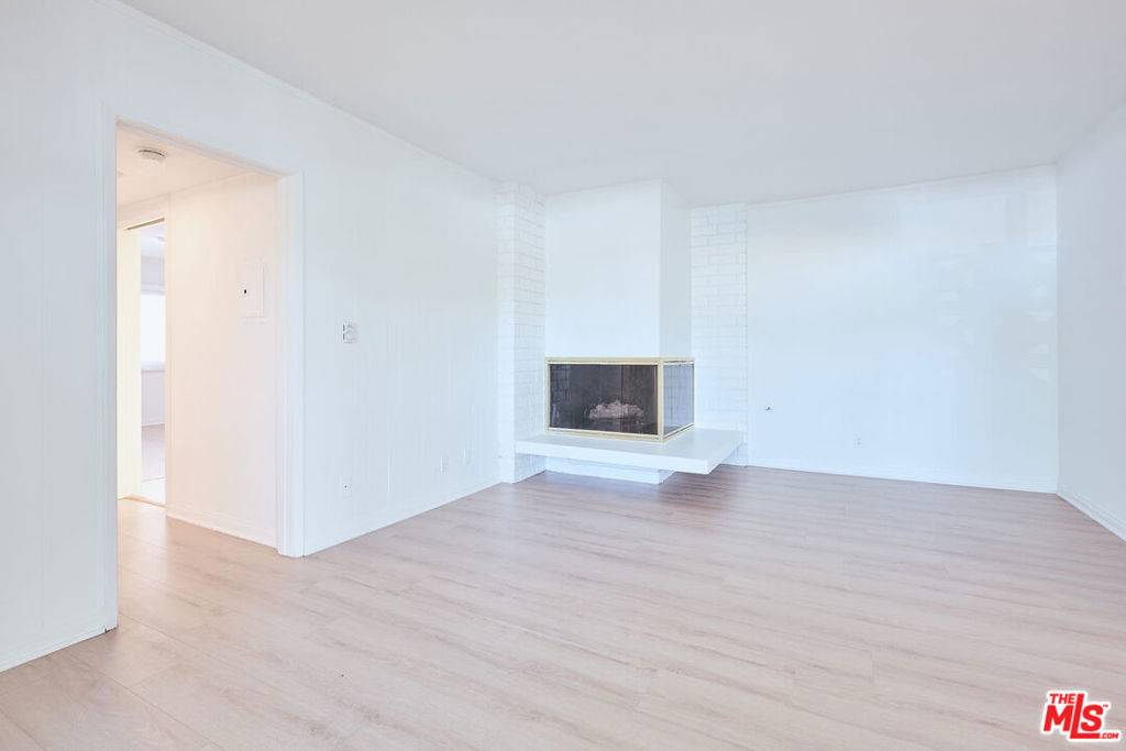 Playa Del Rey, CA 90293,7712 Paseo Del Rey #1