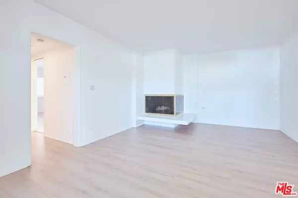 Playa Del Rey, CA 90293,7712 Paseo Del Rey #1