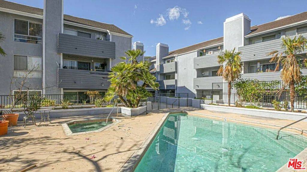 7640 Oso AVE #217, Winnetka, CA 91306