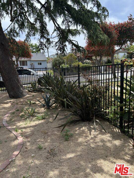 Santa Monica, CA 90404,2917 Urban AVE