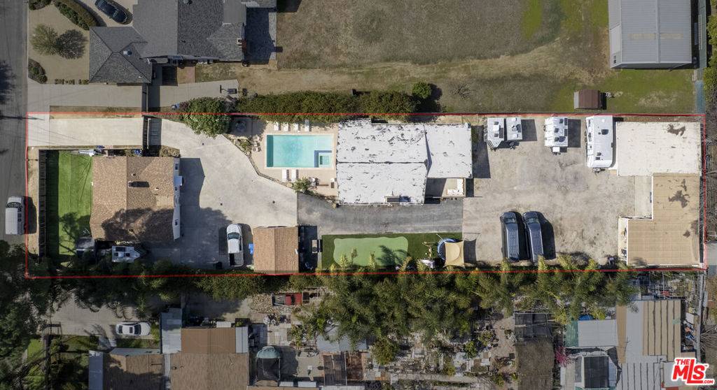 19215 Arminta ST, Reseda, CA 91335
