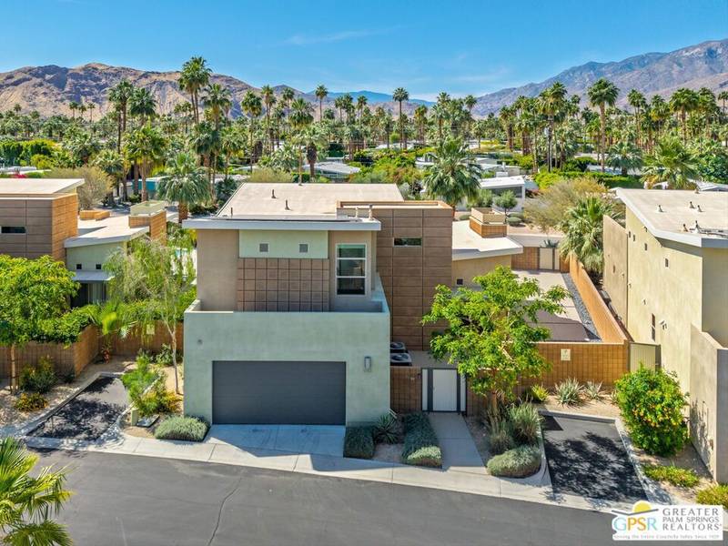 941 Oceo CIR, Palm Springs, CA 92264