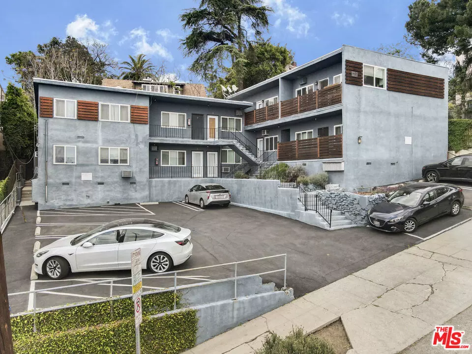 Los Angeles, CA 90026,1315 Montana ST