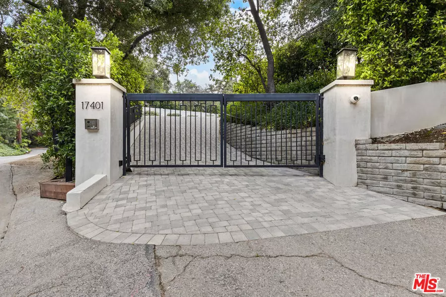 17401 Rancho ST, Encino, CA 91316