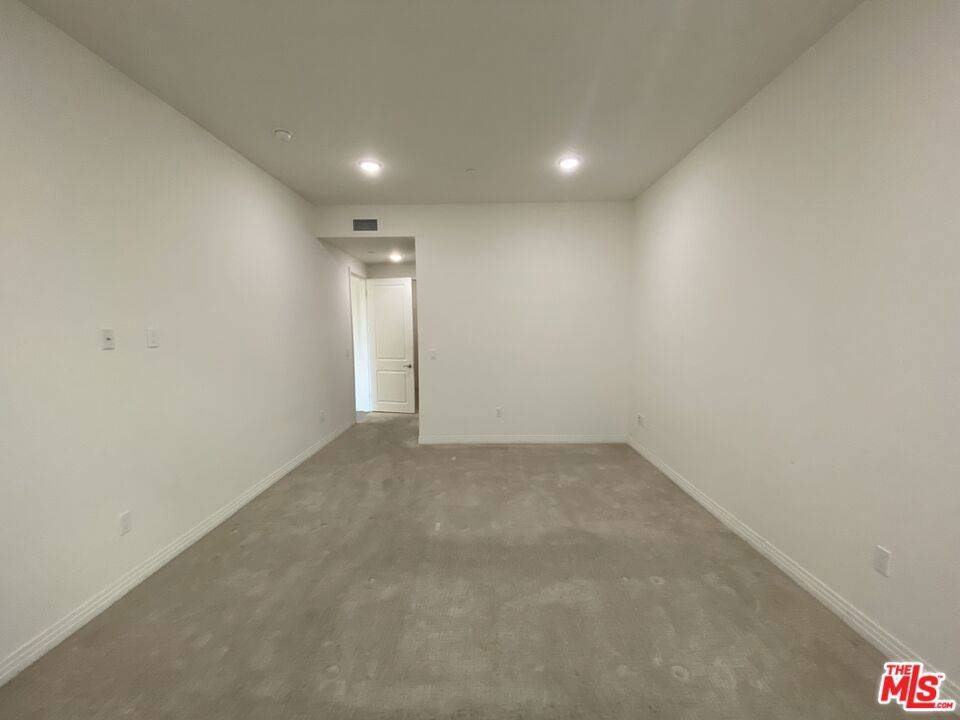 Los Angeles, CA 90010,4180 Wilshire BLVD #508