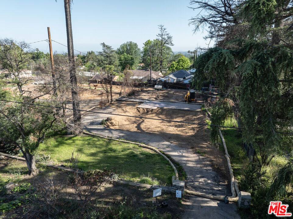 Altadena, CA 91001,648 E Mariposa ST