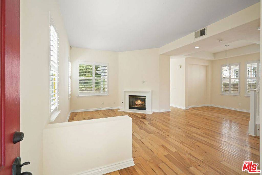 Stevenson Ranch, CA 91381,25565 Burns PL