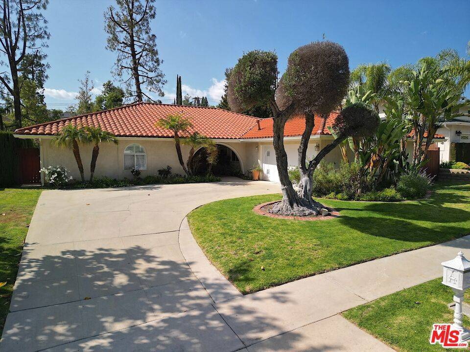 Calabasas, CA 91302,22651 Jameson DR