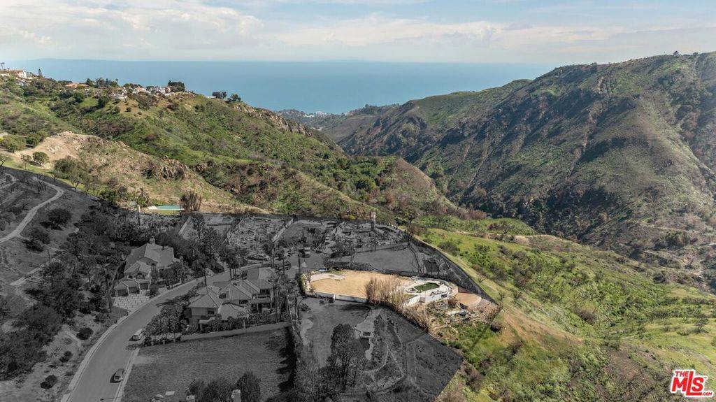 Pacific Palisades, CA 90272,1117 Cumbre Alta CT