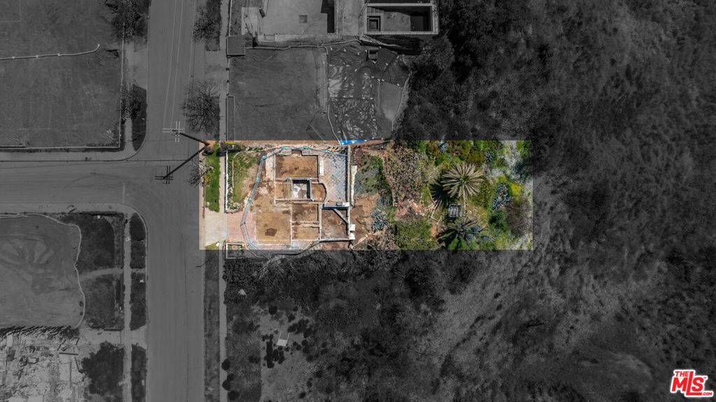 Pacific Palisades, CA 90272,365 Mount Holyoke AVE