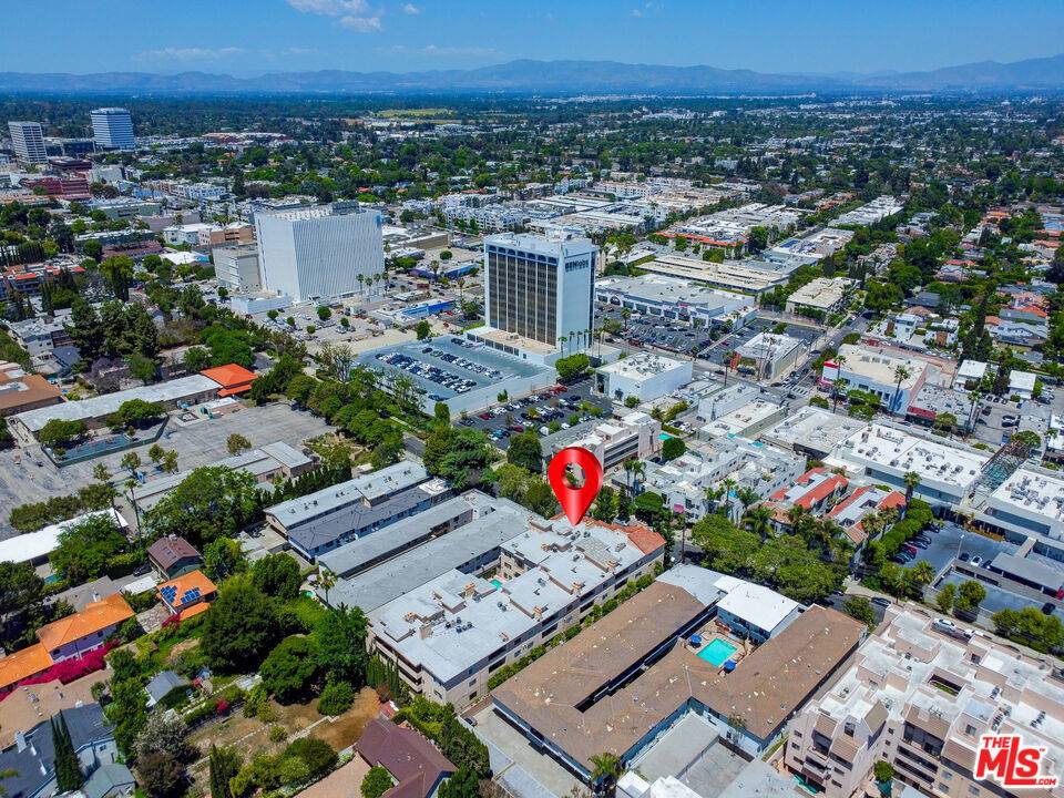 Sherman Oaks, CA 91403,14630 Dickens ST #102