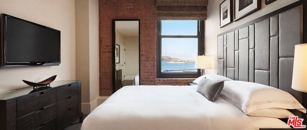 San Francisco, CA 94109,900 N Point ST #619