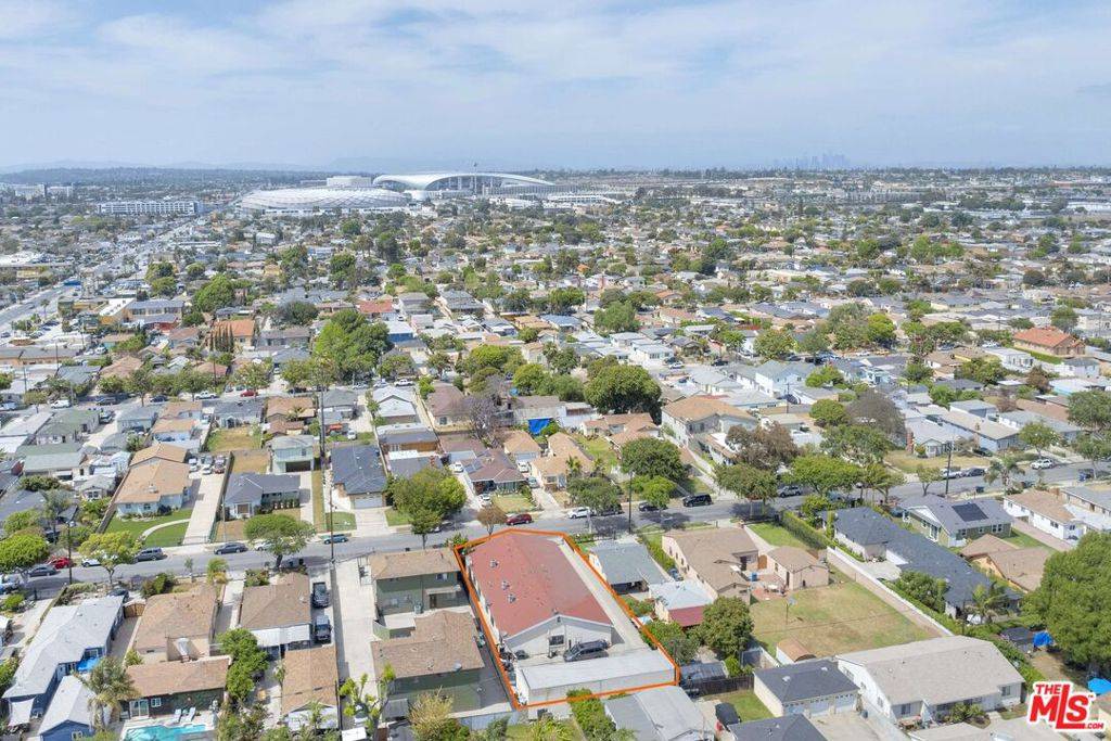 Inglewood, CA 90303,3910 W 112th ST