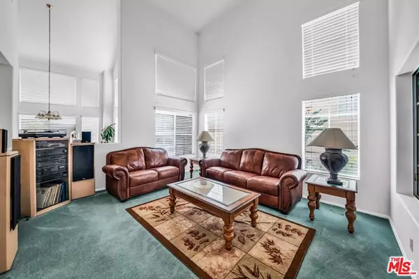West Hills, CA 91307,23234 Valerio ST