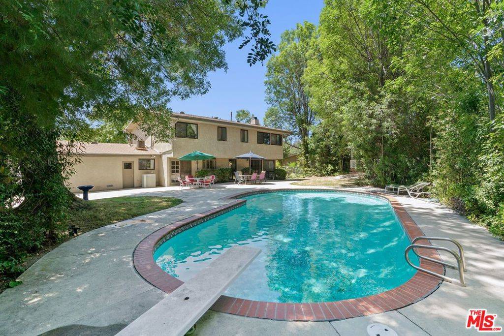 5557 Franrivers AVE, Woodland Hills, CA 91367