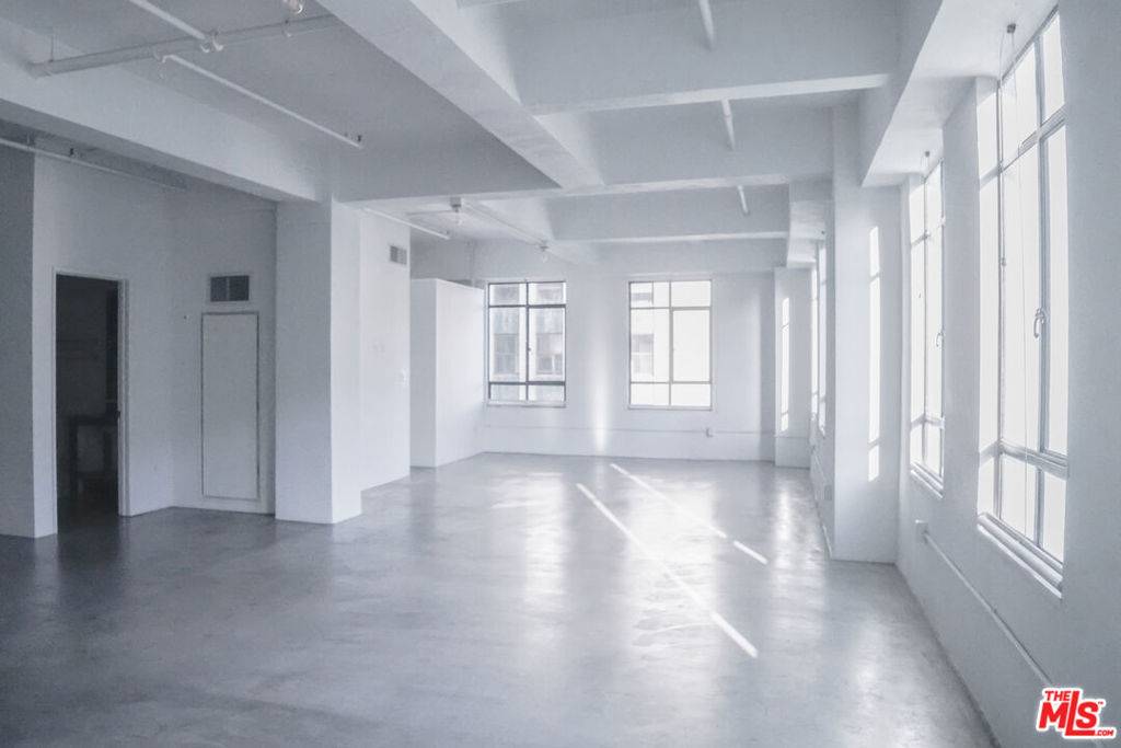 Los Angeles, CA 90014,849 S Broadway #604