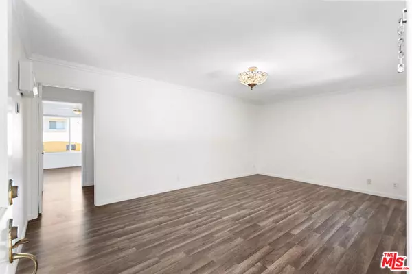 Santa Monica, CA 90404,2308 Schader DR #101