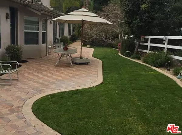 Fallbrook, CA 92028,1808 Fallbrook Oaks CT