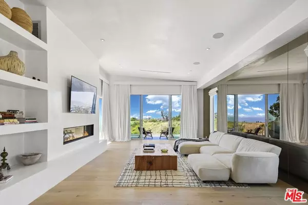 Malibu, CA 90265,5911 BUSCH DR