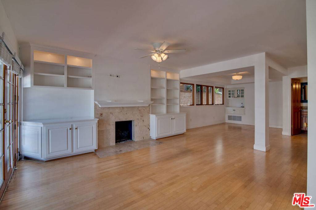 Newport Beach, CA 92662,127 Abalone AVE