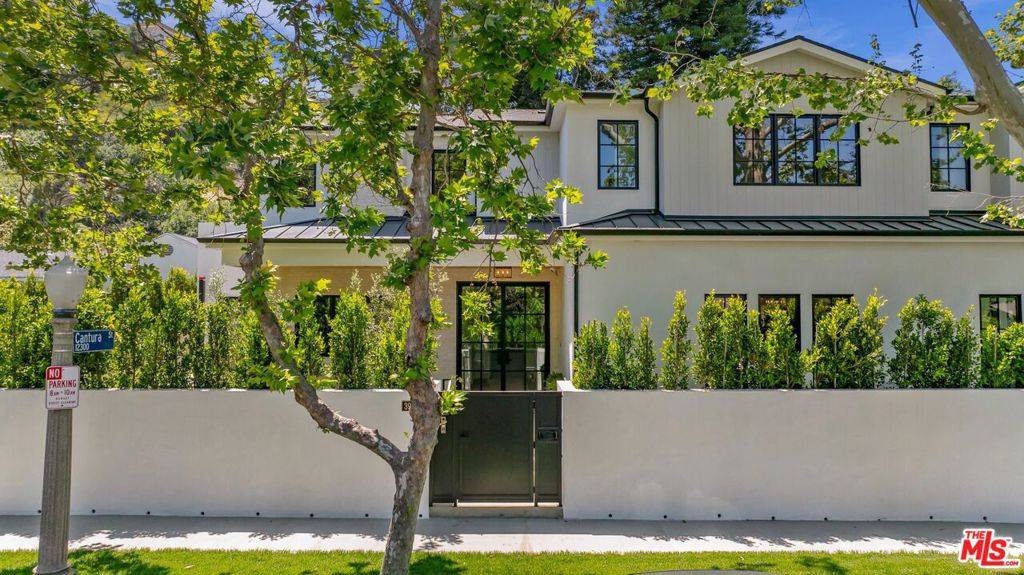 Studio City, CA 91604,3935 Rhodes AVE