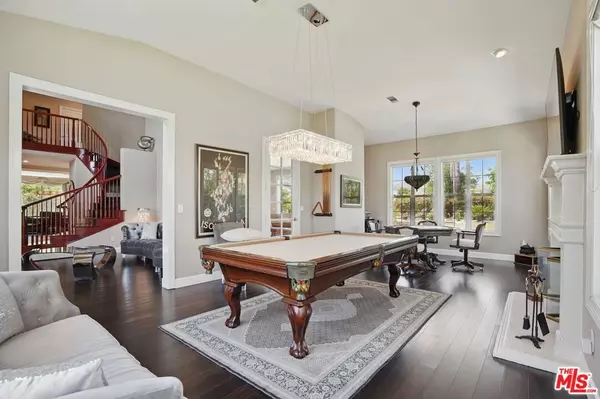 Calabasas, CA 91301,4040 Leighton Point RD