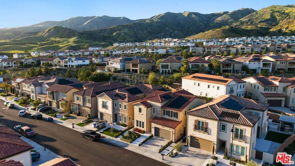 Porter Ranch, CA 91326,20643 W Wood Rose CT