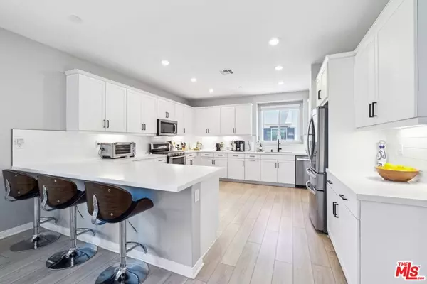 Inglewood, CA 90301,782 Daniel Freeman CIR