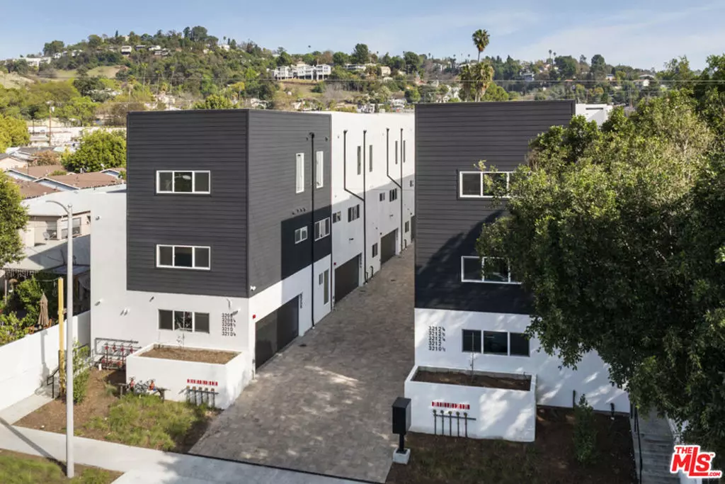 Los Angeles, CA 90065,3210 1/2 Verdugo RD