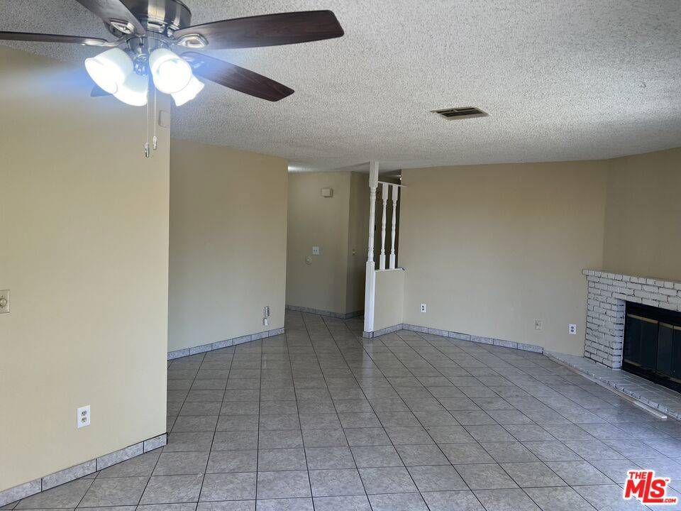 Lancaster, CA 93535,44735 27th ST
