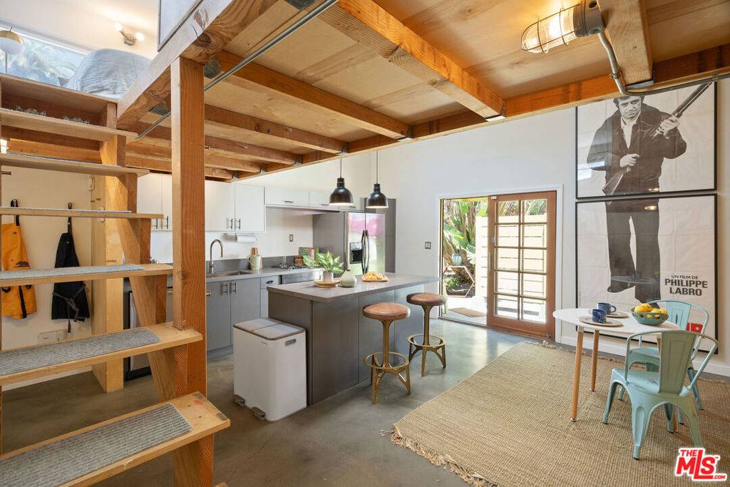 Venice, CA 90291,2311 Glencoe AVE