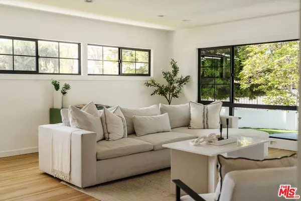 Sherman Oaks, CA 91423,4800 Mary Ellen AVE