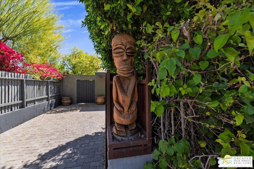 Palm Springs, CA 92264,1450 S Via Soledad