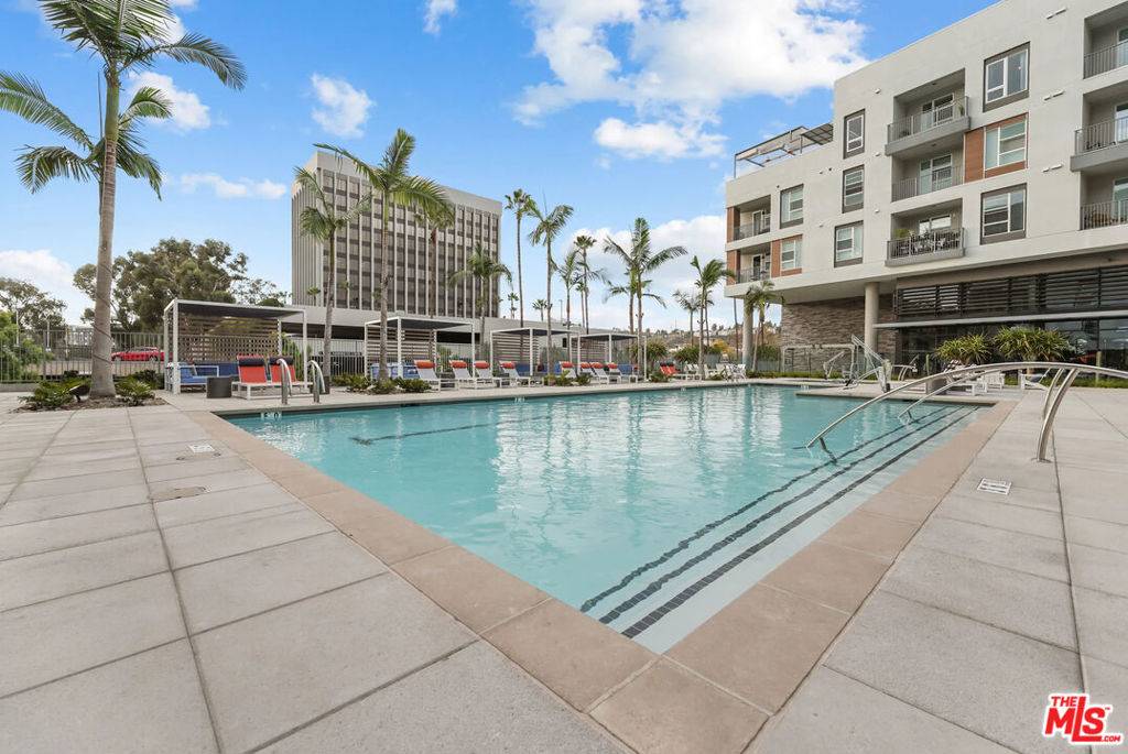 San Diego, CA 92108,5075 Camino De La Siesta #352