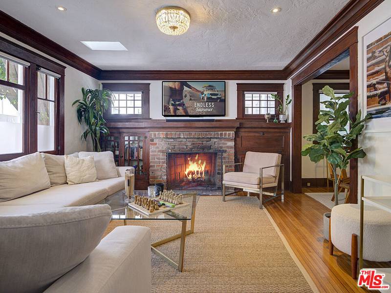 1208 Cabrillo AVE, Venice, CA 90291