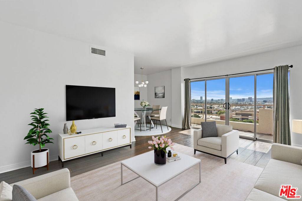 West Hollywood, CA 90069,1131 Alta Loma RD #305