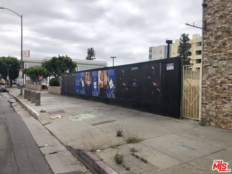 Los Angeles, CA 90035,1255 S La Cienega BLVD