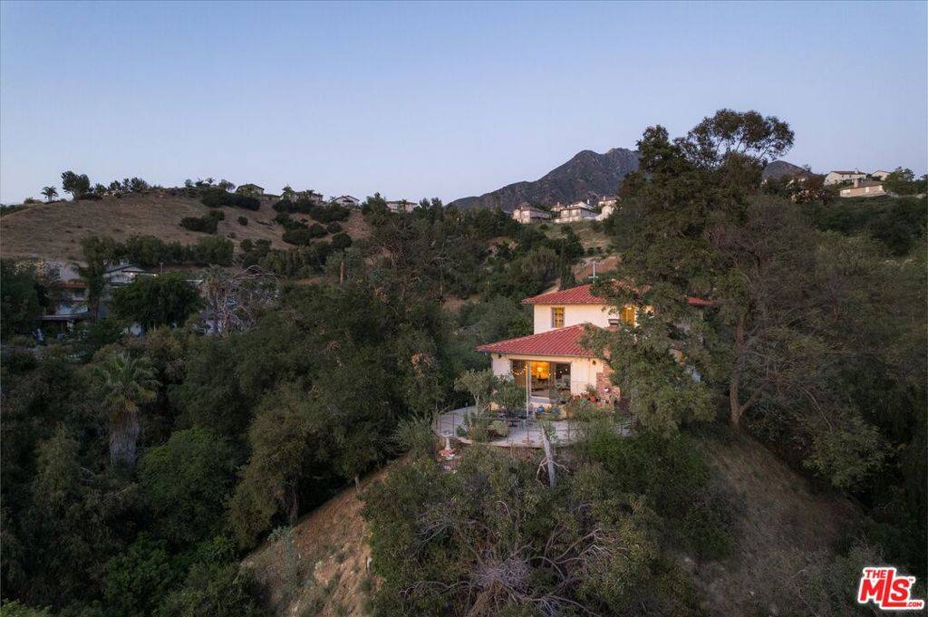 Tujunga, CA 91042,11111 Tujunga Canyon BLVD