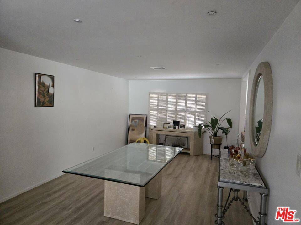 Van Nuys, CA 91406,6909 Texhoma AVE
