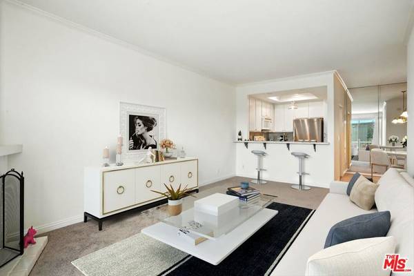 Playa Del Rey, CA 90293,8505 Gulana AVE #4217