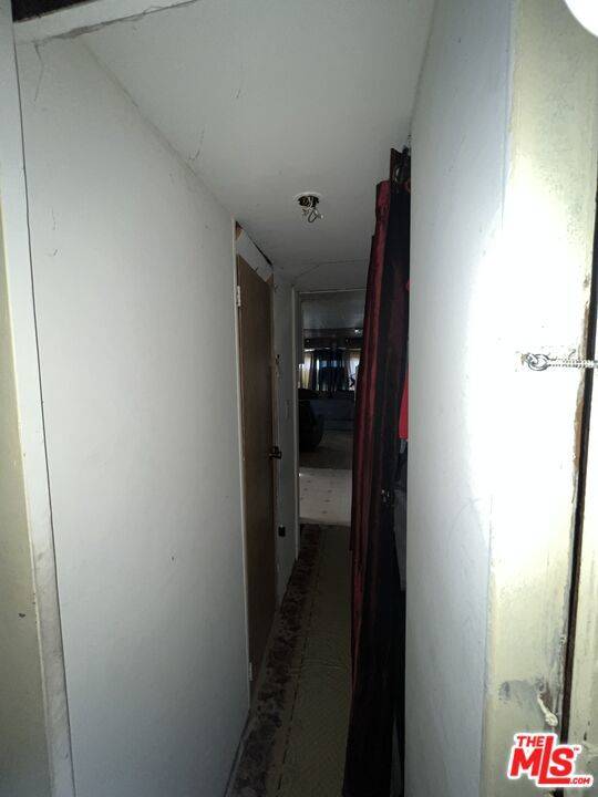 Compton, CA 90221,1422 Rosecrans AVE #15