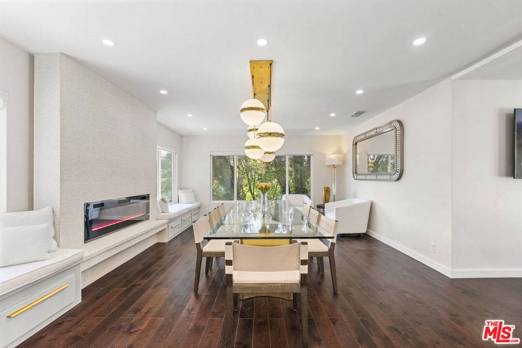 Glendale, CA 91208,1823 Fern LN