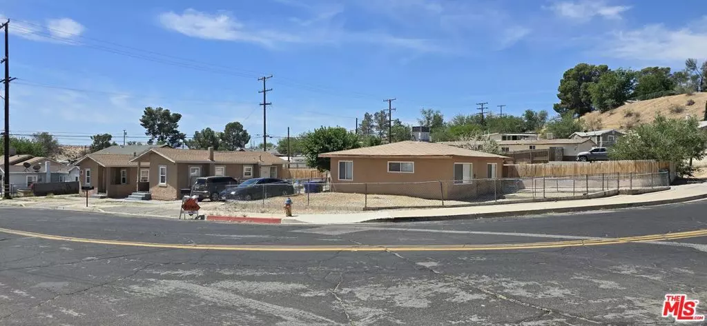 16745 Forrest AVE, Victorville, CA 92395